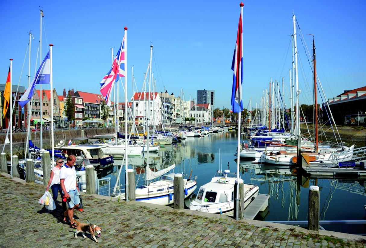 Hotel De Zeevaartschool Vlissingen Eksteriør billede